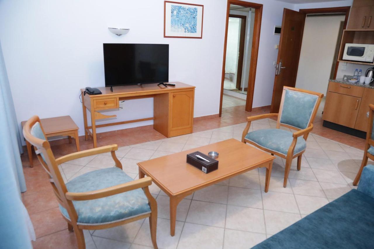 El Sheikh Suites Hotel Beirut Esterno foto
