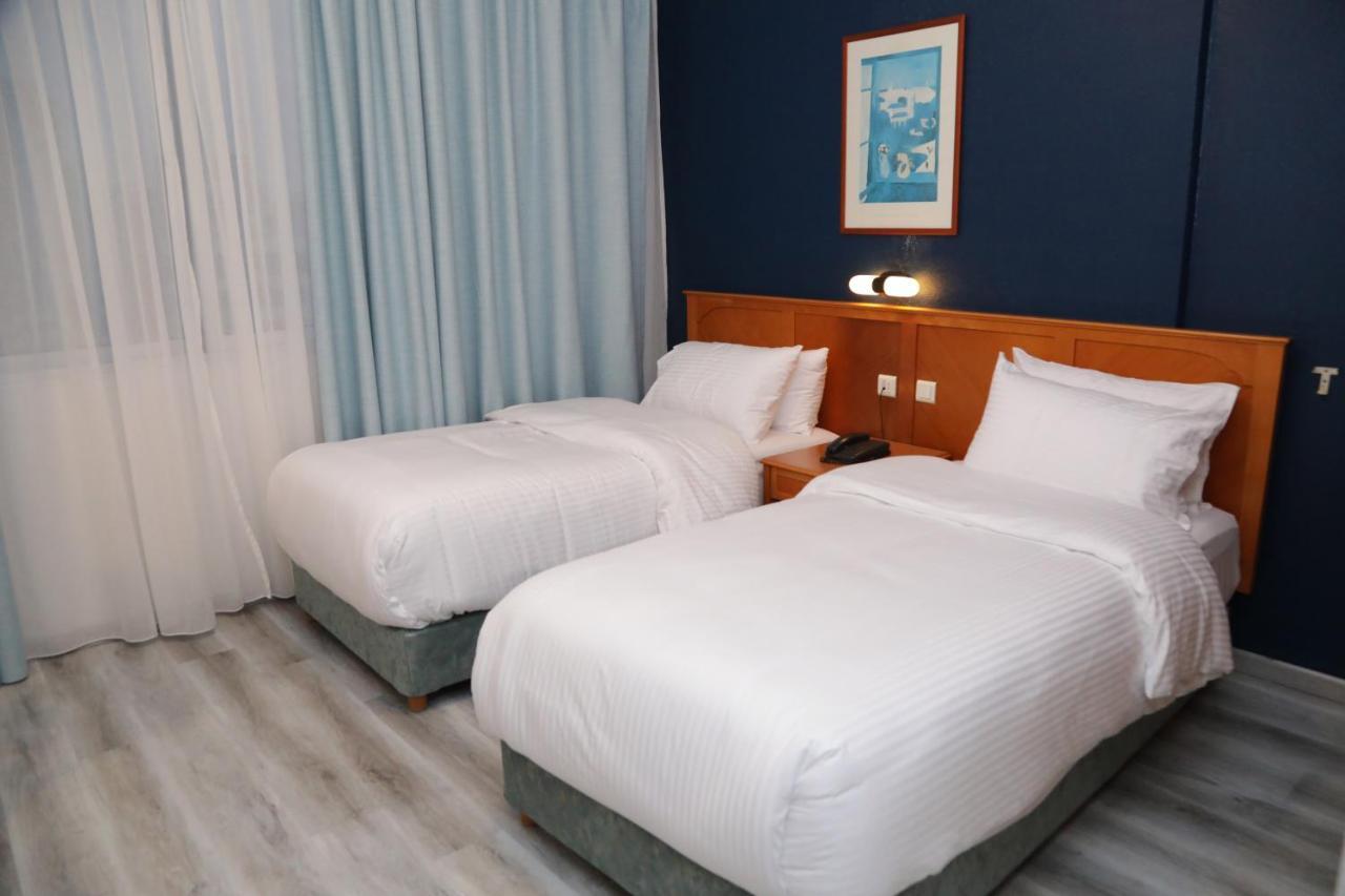 El Sheikh Suites Hotel Beirut Esterno foto