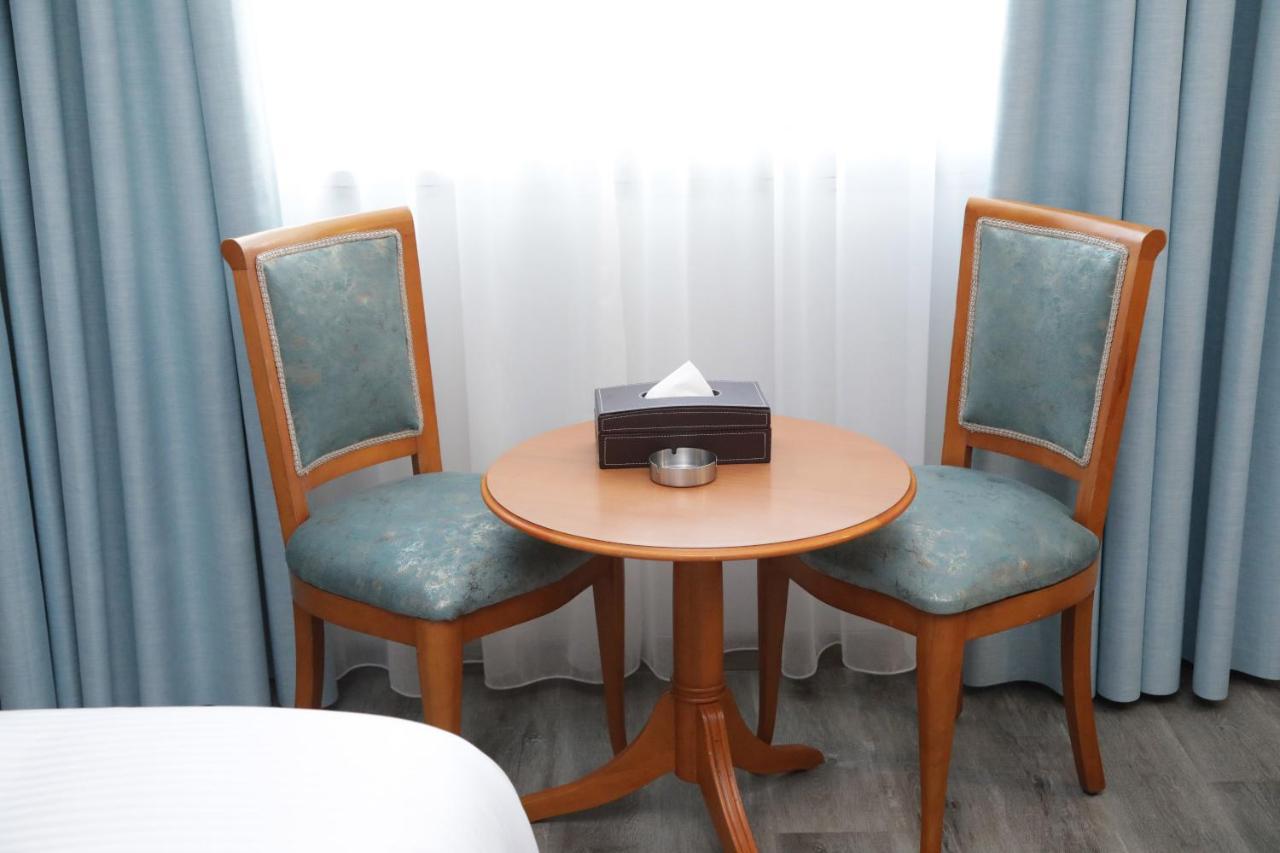 El Sheikh Suites Hotel Beirut Esterno foto