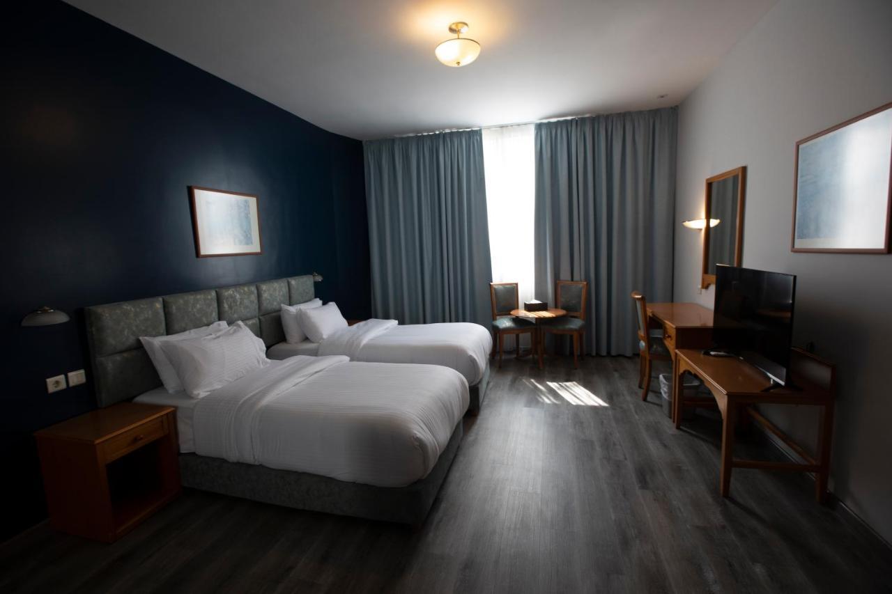 El Sheikh Suites Hotel Beirut Esterno foto