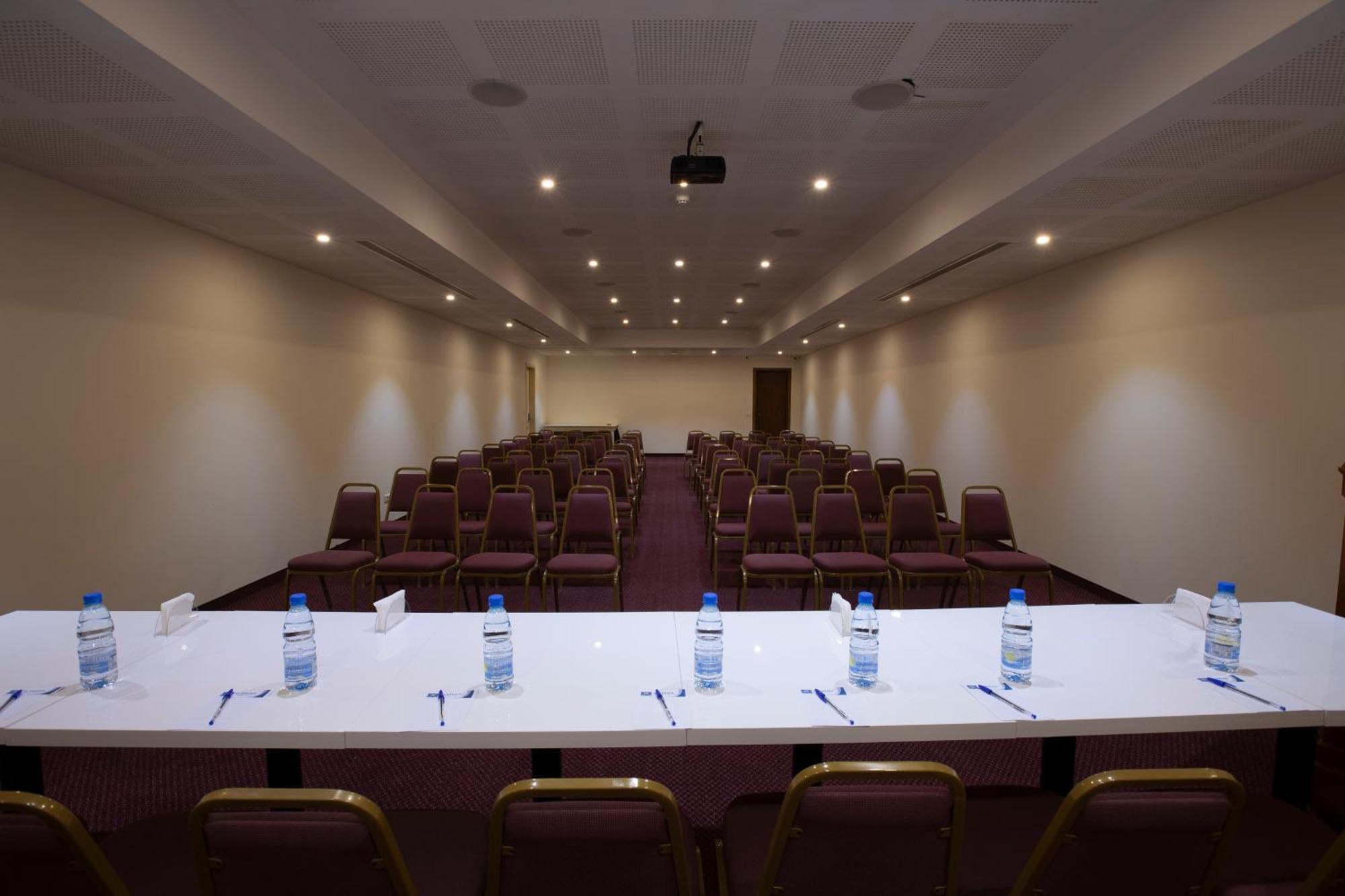 El Sheikh Suites Hotel Beirut Esterno foto
