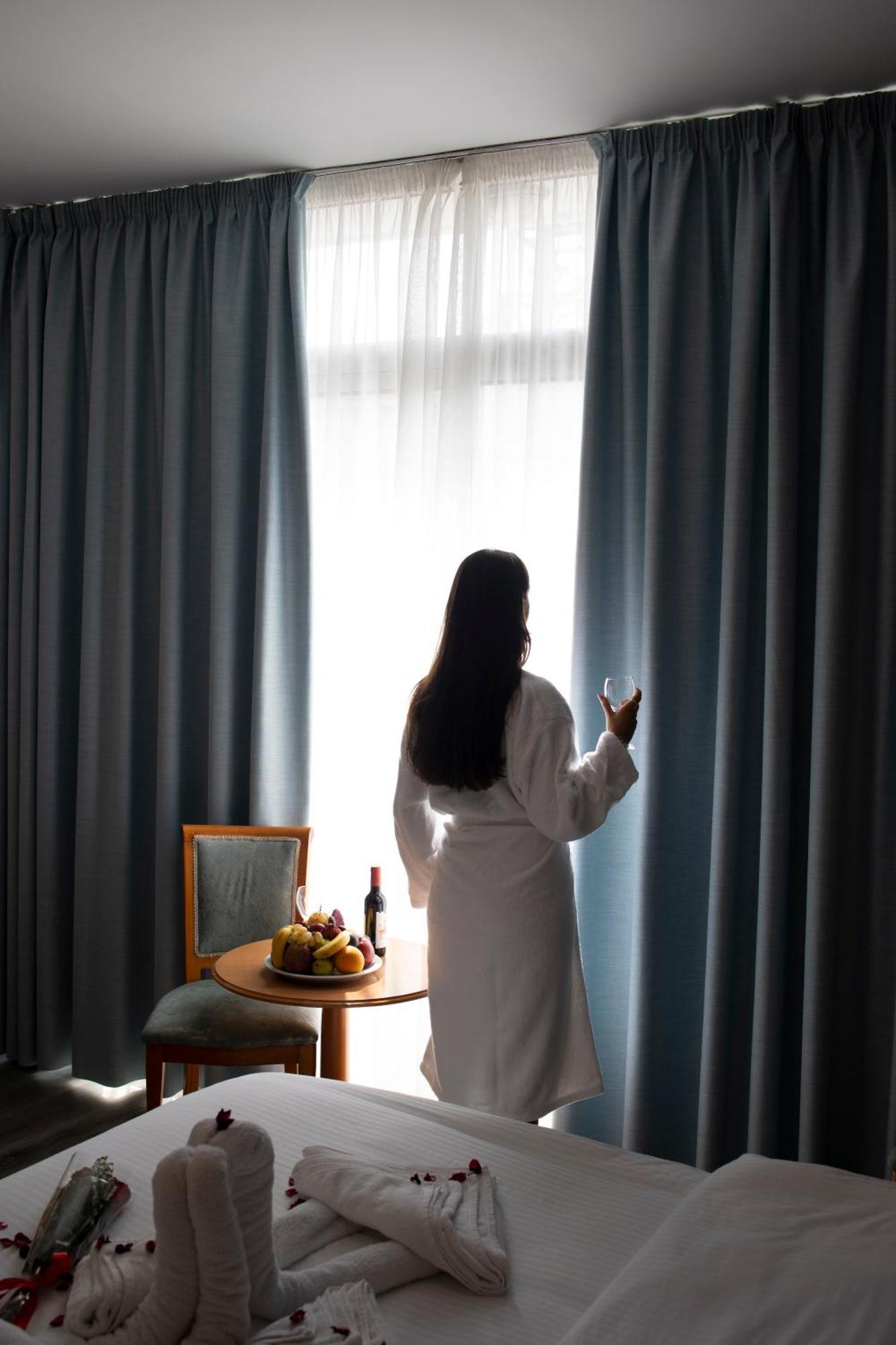 El Sheikh Suites Hotel Beirut Esterno foto