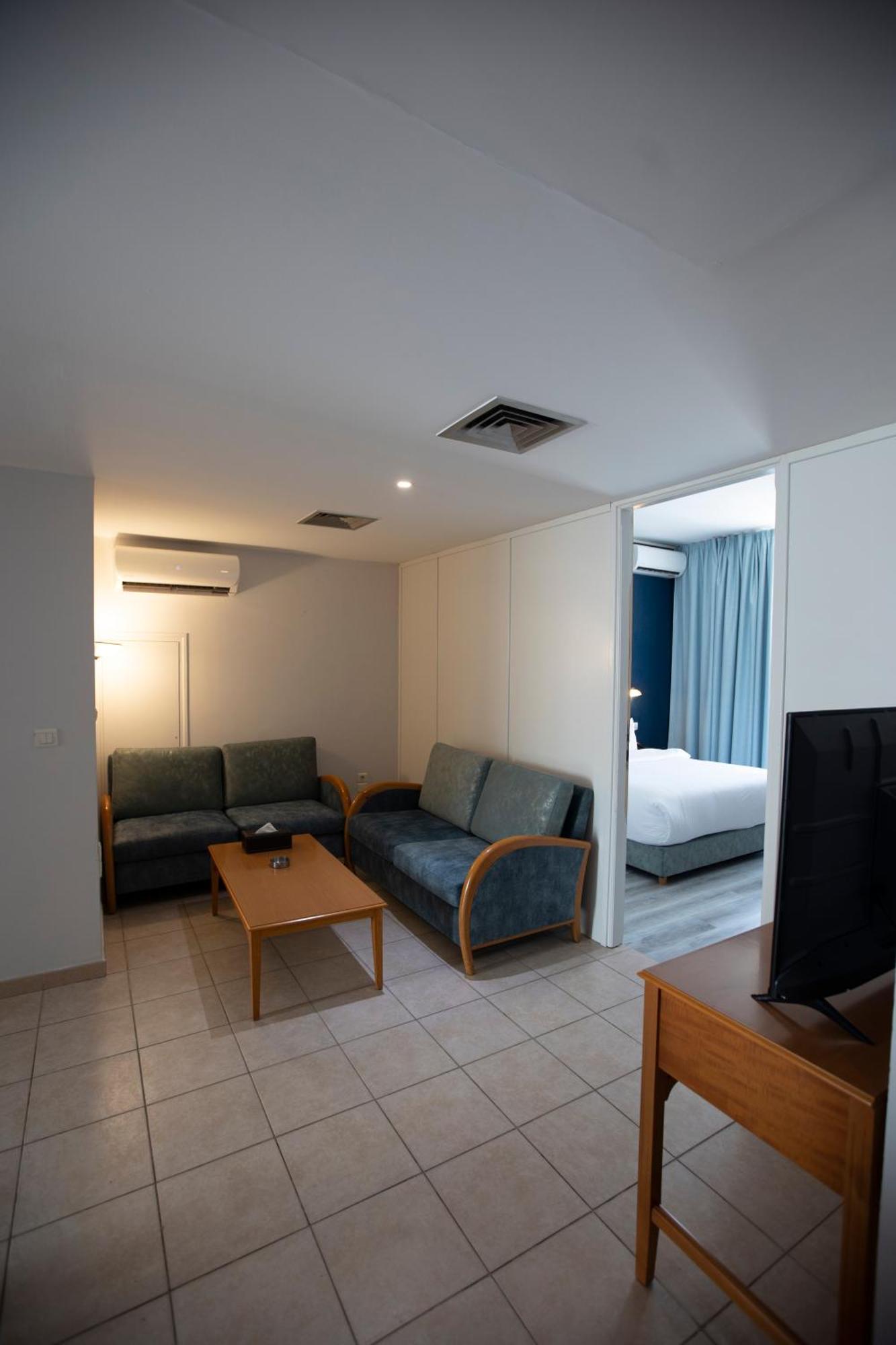 El Sheikh Suites Hotel Beirut Esterno foto