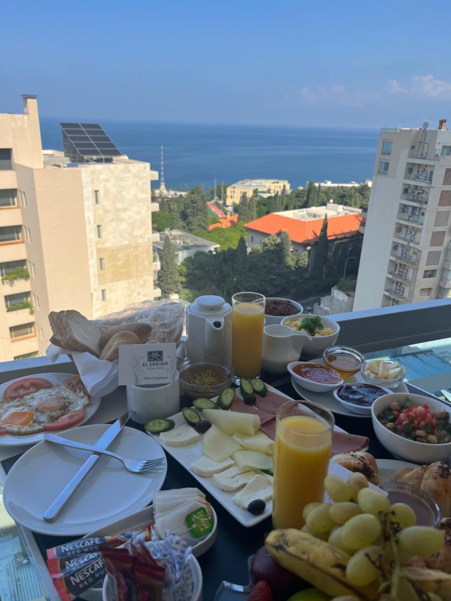 El Sheikh Suites Hotel Beirut Esterno foto